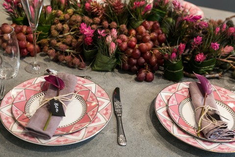 No Workshop "Como Casa Vogue faria: mesas de Natal, oferecido por Oxford Porcelanas, Zaira da Silva e Adriana Frattini e ofereceram dicas preciosas para o fim do ano