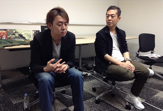 Kazutoki Kono (calça verde) fala sobre Ace Combat 7 (Foto: Felipe Vinha) (Foto: Kazutoki Kono (calça verde) fala sobre Ace Combat 7 (Foto: Felipe Vinha))