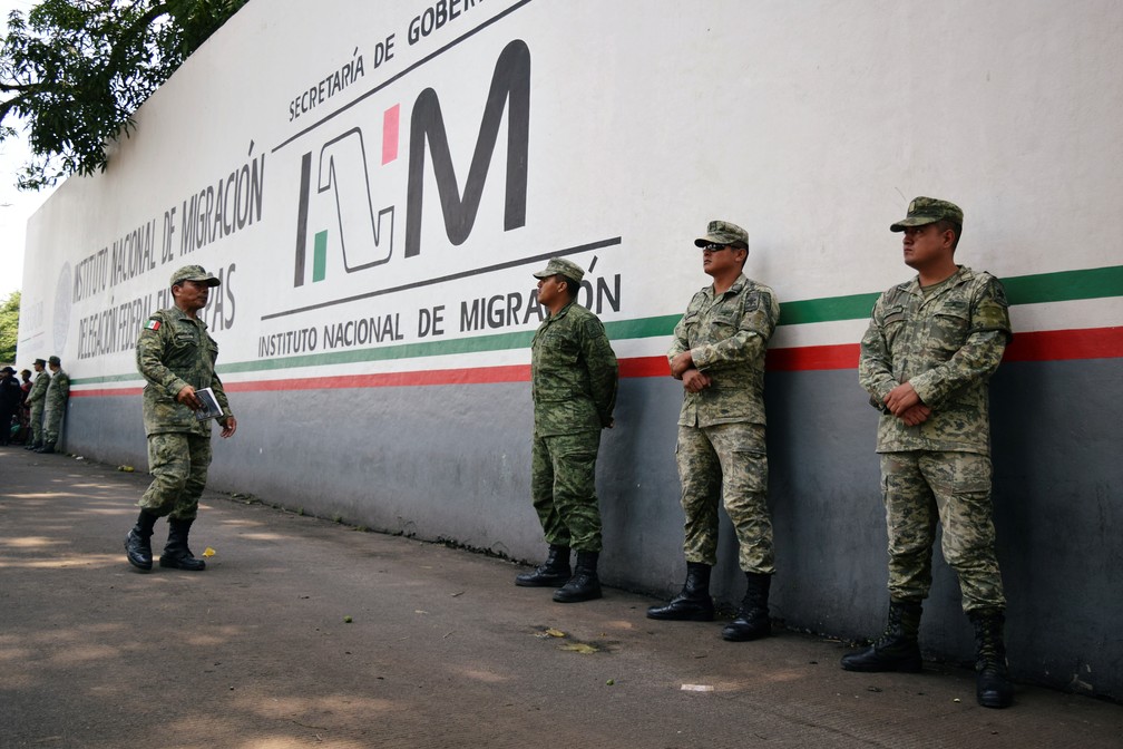 Soldados da Guarda Nacional do México em Tapachula, cidade próxima à fronteira com a Guatemala — Foto: Jose Torres/Arquivo/Reuters