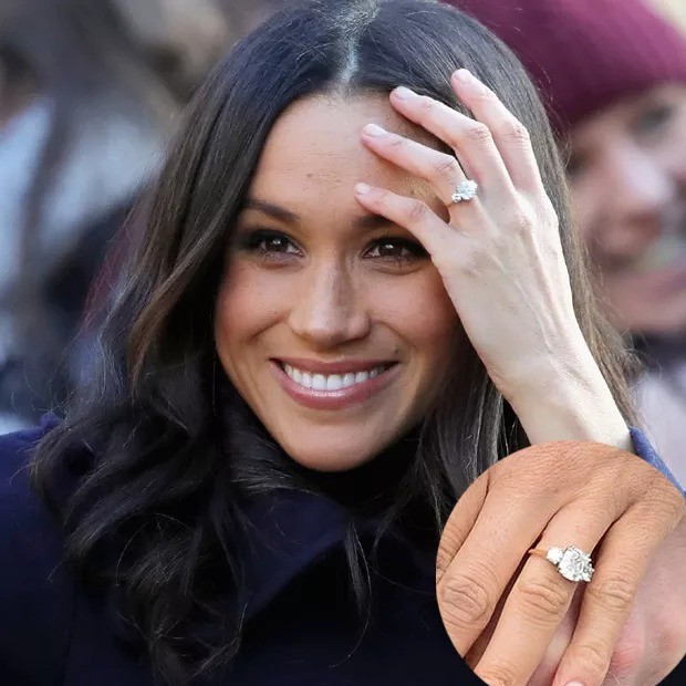Meghan Markle shows off her engagement ring (Photo: Getty)