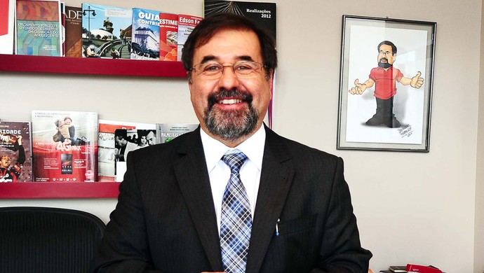 Opositores tentam impedir nova diretoria e provocar renúncia de Aidar
