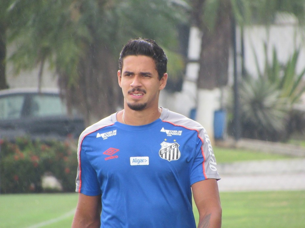 Lucas Veríssimo aguarda Santos para definir futuro ...
