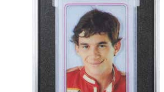 Figurinha de Ayrton Senna é leiloada por R$ 13 mil na Itália