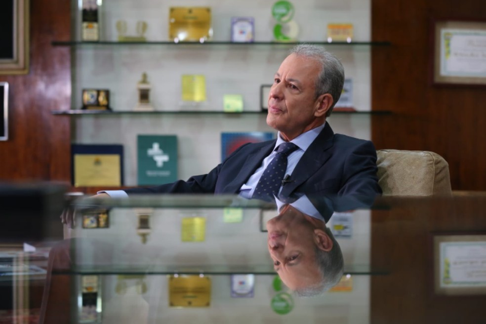 O ex-ministro de Minas e Energia, Bento Albuquerque, em imagem de 2021 — Foto: Fabiane de Paula/Sistema Verdes Mares