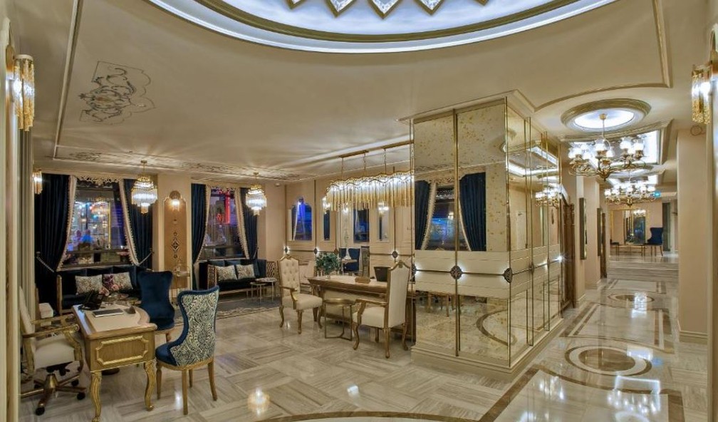 Interior do Romance Istanbul Hotel, em Istambul, na Turquia. — Foto: Reprodução