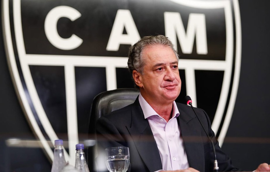 Presidente do Atlético-MG avalia visita à CBF para cobrar arbitragem