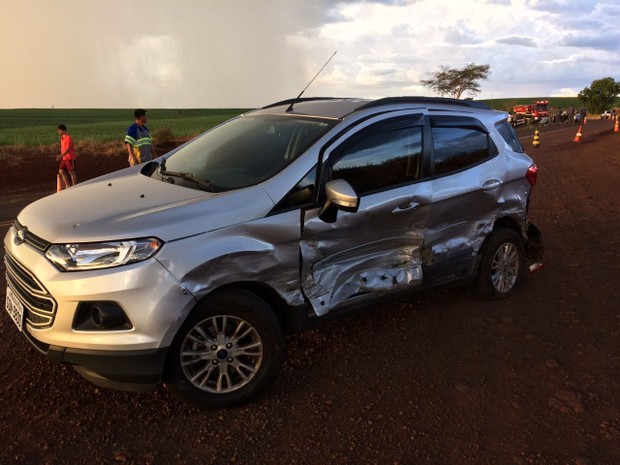 Acidente foi na Rodovia Brás Fortunato, em Bariri (Foto: Diego Santos/Arquivo Pessoal)