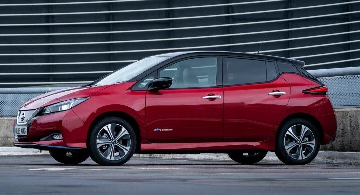 O Nissan Leaf Tekna teve  439 unidades vendidas em 2021, a um preço de R$ 297,1 milDivulgação