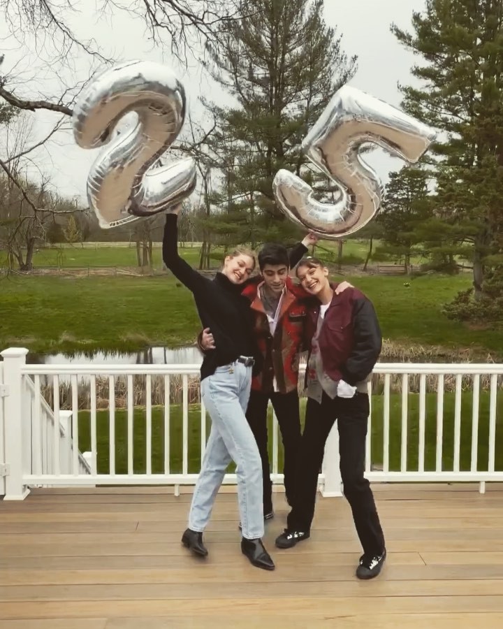 Gigi Hadid, Zayn Malik e Bella Hadid (Foto: Reprodução/Instagram)