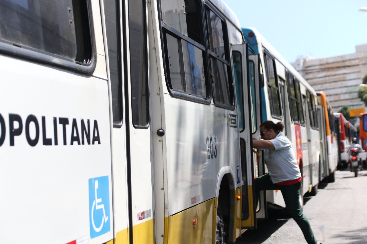 SSA da UPE: 12 linhas de ônibus são reforçadas no primeiro domingo de provas; veja lista