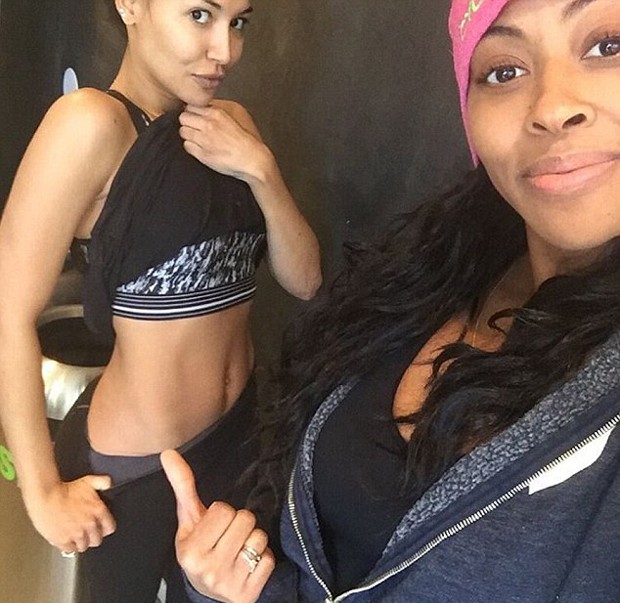 Naya Rivera e sua personal trainer,  Nichelle Hines (Foto: Reprodução/Instagram)