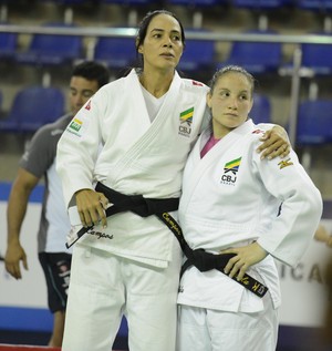 Rosicleia Campos Maria Portela treino seleção  (Foto: Divulgação/CBJ)