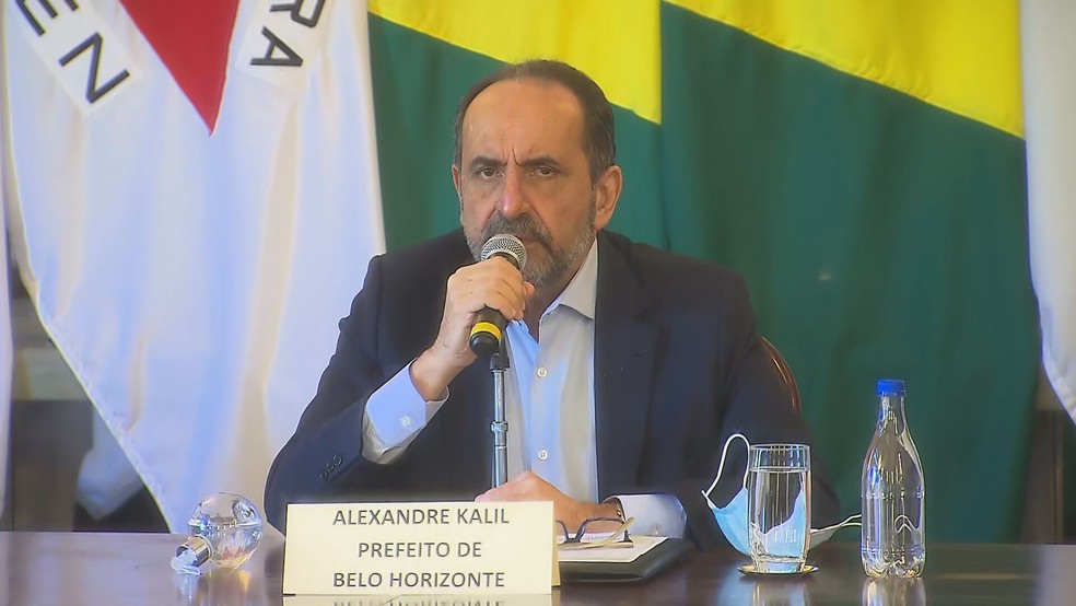Prefeito Alexandre Kalil anuncia obras no Vilarinho mais uma vez — Foto: Reprodução/TV Globo
