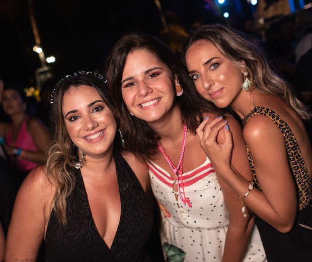 Camila Assis, Bruna Oliveira e Giulianna Campos na Benção (Foto: Ariel Martini/Divulgação)