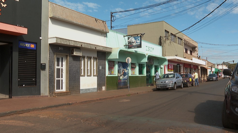 Na fase vermelha do Plano S&atilde;o Paulo, Pontal (SP) deve manter com&eacute;rcio n&atilde;o essencial fechado &mdash; Foto: Aur&eacute;lio Sal/EPTV