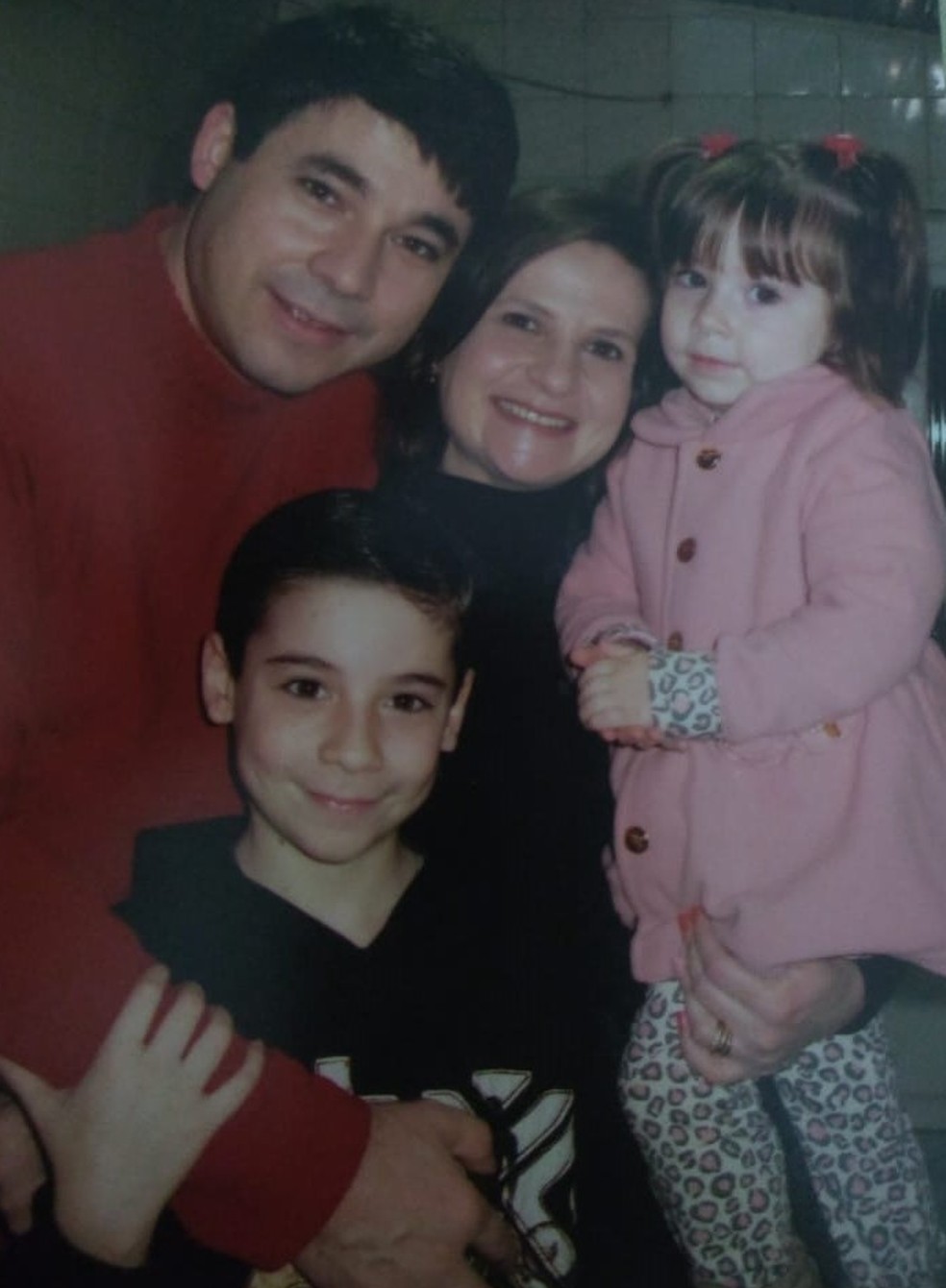 FamÃ­lia completa, LÃ­dio, Cris, Lucas e Isabele â Foto: Arquivo pessoal