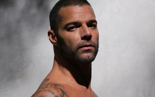 Ricky Martin se pronuncia após ser acusado de abuso e incesto por sobrinho