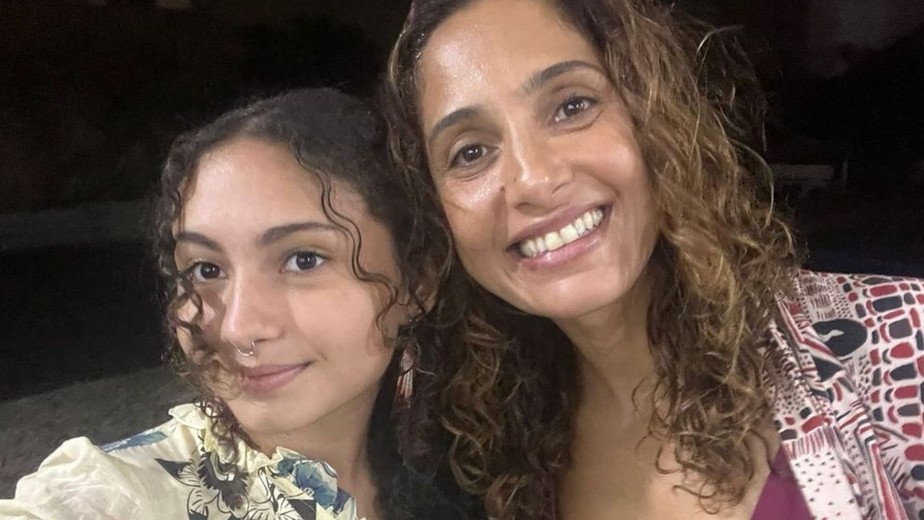 Camila Pitanga comemora o aniversário da filha