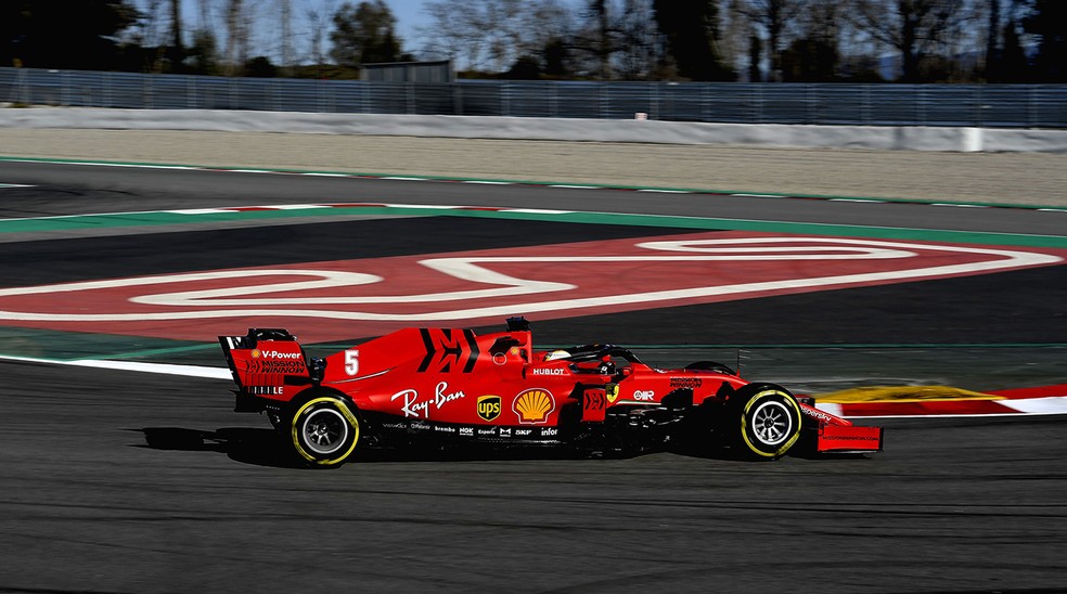 Sebastian Vettel nos testes de pré-temporada, em Barcelona — Foto: Ferrari