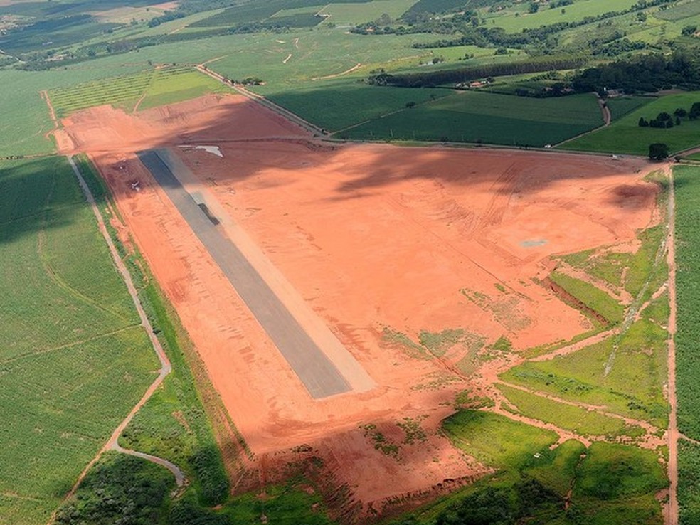 Las obras del aeropuerto de Limeira deben reanudarse en hasta seis meses (Foto: Wagner Morente / Ayuntamiento de Limeira)