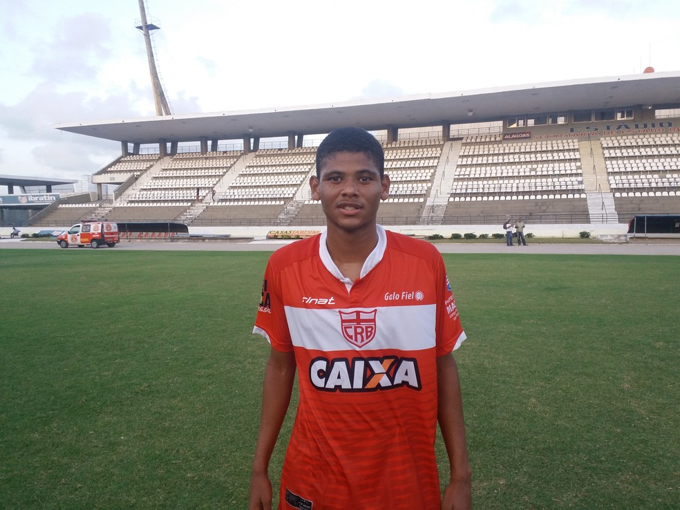 Com 18 anos, Dudu ainda pode jogar o Nordestão-sub 20 mais duas vezes (Foto: Augusto Oliveira/GloboEsporte.com)