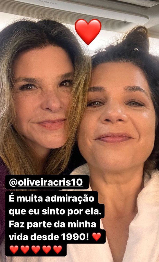 Cristiana Oliveira, que foi Juma Marruá na primeira versão de Pantanal, posou com Isabel Teixeira, a Maria Bruaca da nova edição (Foto: Reprodução / Instagram)