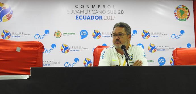 Rogério Micale treinador seleção sub-20 (Foto: Lucas Loos / GloboEsporte.com)
