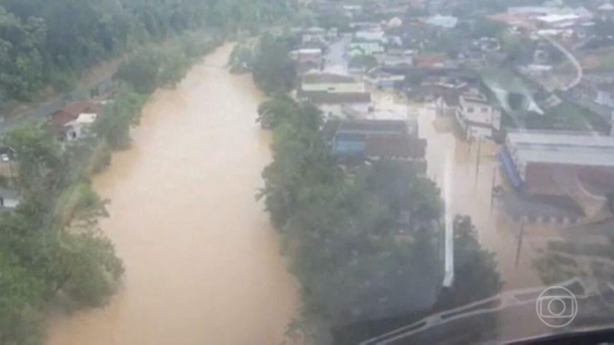Chuvas deixam 30 cidades catarinenses em emergência
