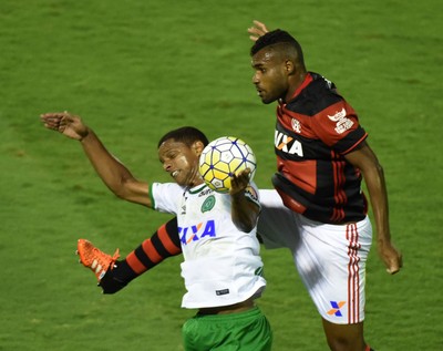 Fla empresta zagueiro Rafael Dumas  e volante Trindade ao Goa, de Zico
