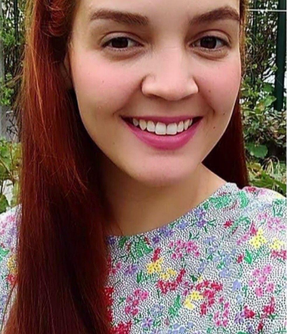 Franciele foi encontrada morta com várias facadas no corpo na França — Foto: Reprodução/RPC