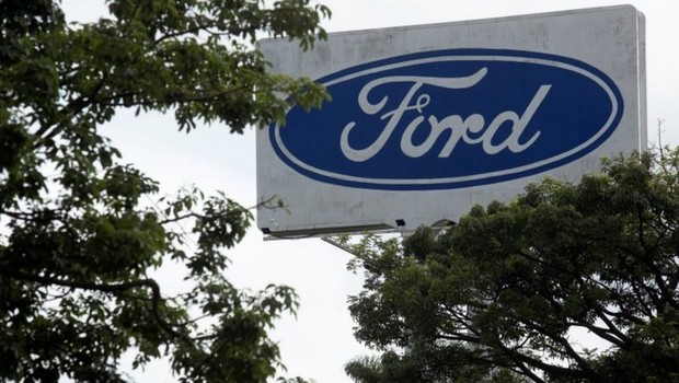 BBC Ford anunciou em janeiro o fim da produção de veículos no Brasil e o fechamento de suas fábricas (Foto: REUTERS/CARLA CARNIEL via BBC)