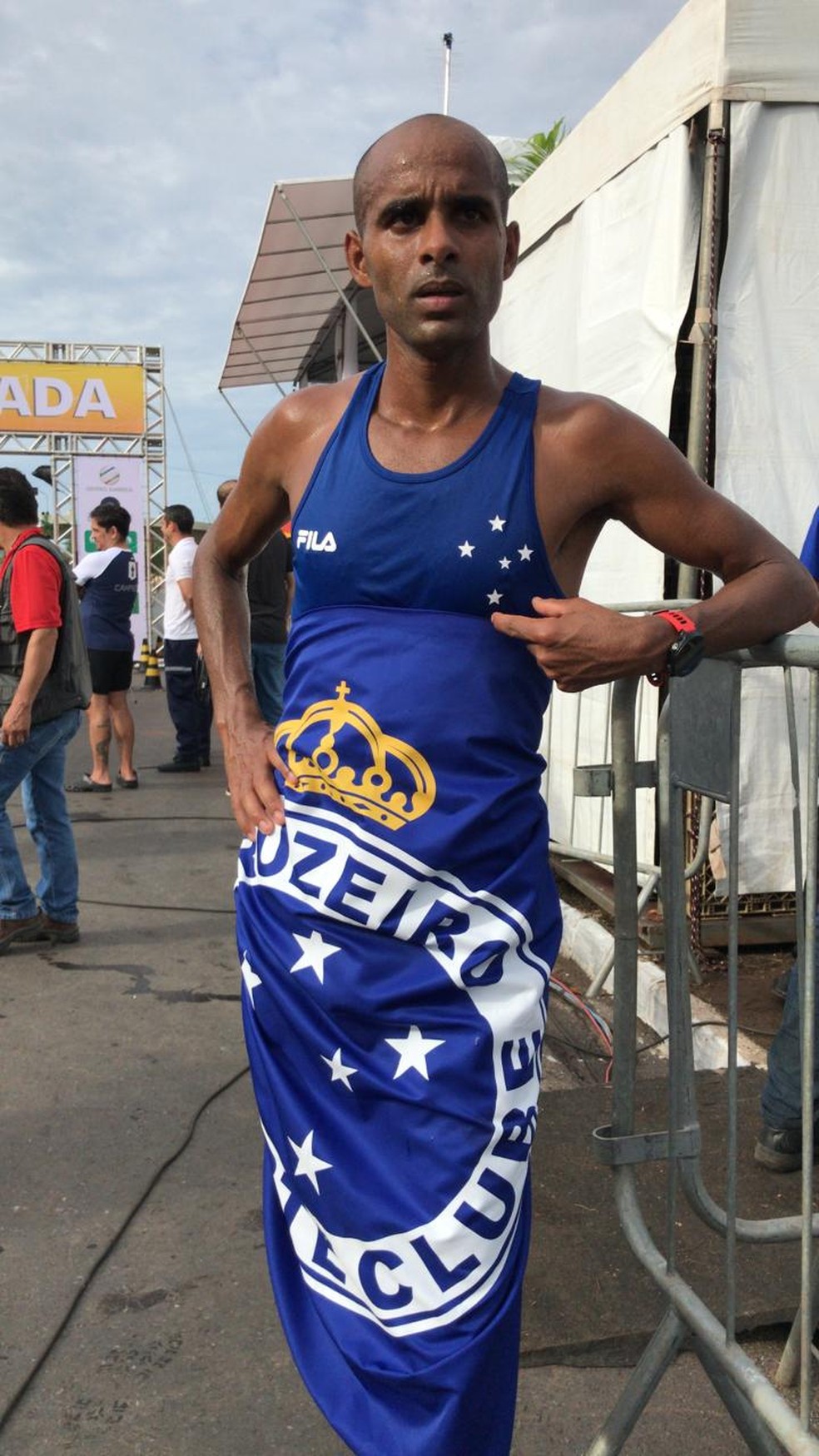 Gilmar Silvestre Lopes, de 27 anos, foi o brasileiro melhor colocado na Corrida de Reis â€” Foto: AndrÃ© Souza/ G1