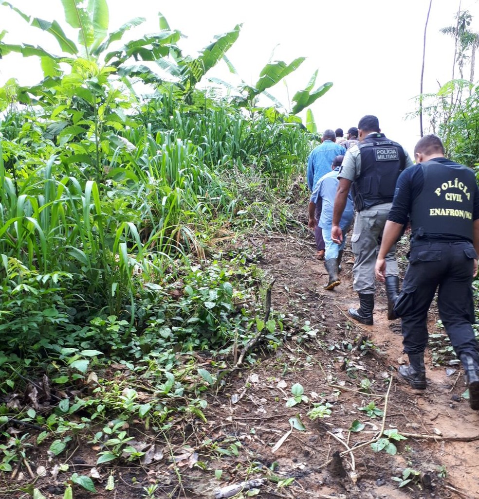 Local onde ocorreu crime é de difícil acesso e não entra veículos, segundo a polícia (Foto: Divulgação/Polícia Civil do Acre)