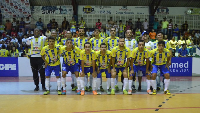 Seleção de Ribeirópolis está na semifinal da Copa TV Sergipe de Futsal (Foto: João Áquila / GloboEsporte.com)