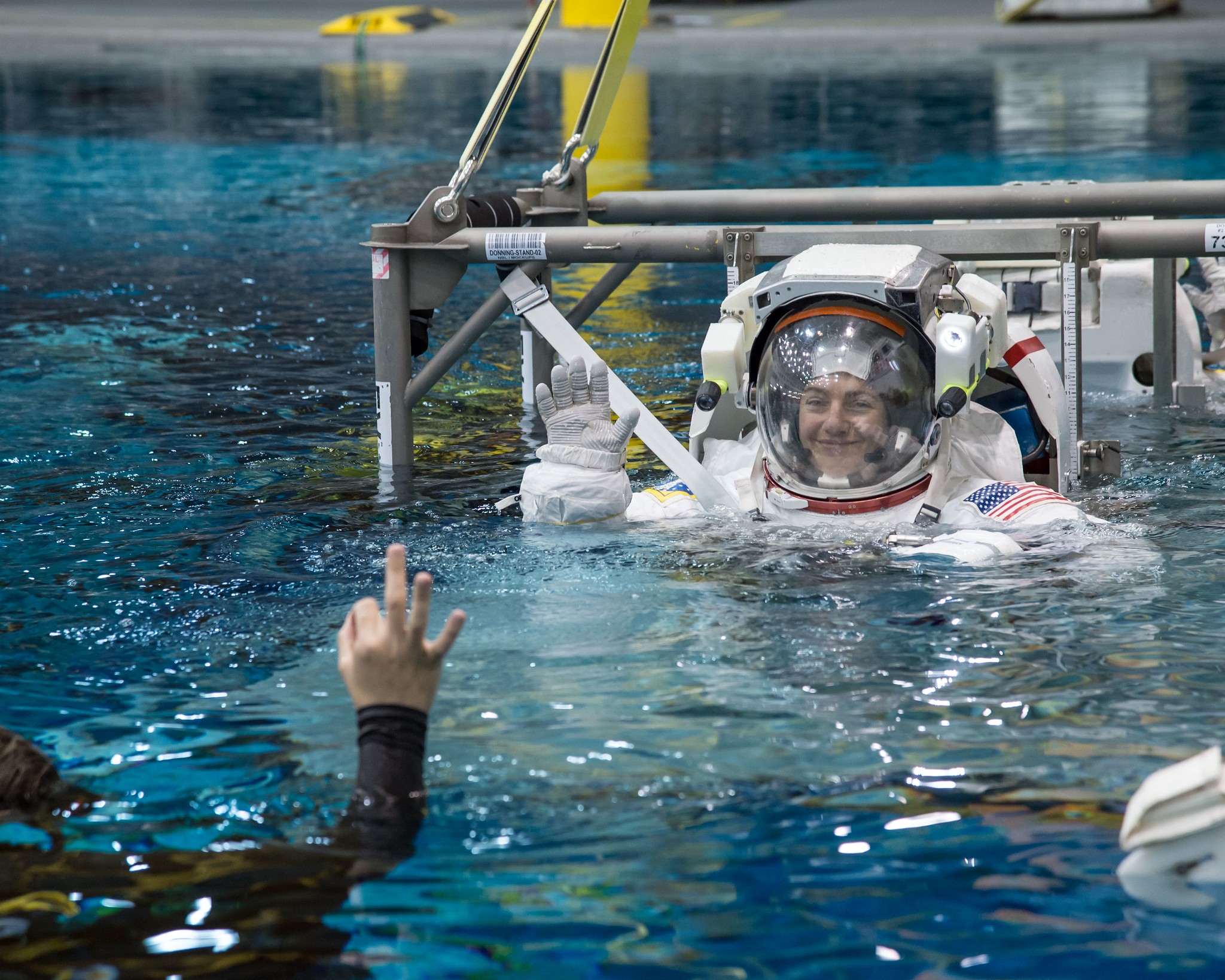 Meir durante sua preparação para se tornar astronauta (Foto: NASA)