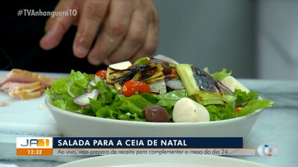 Veja a finalização da salada para ceia de natal