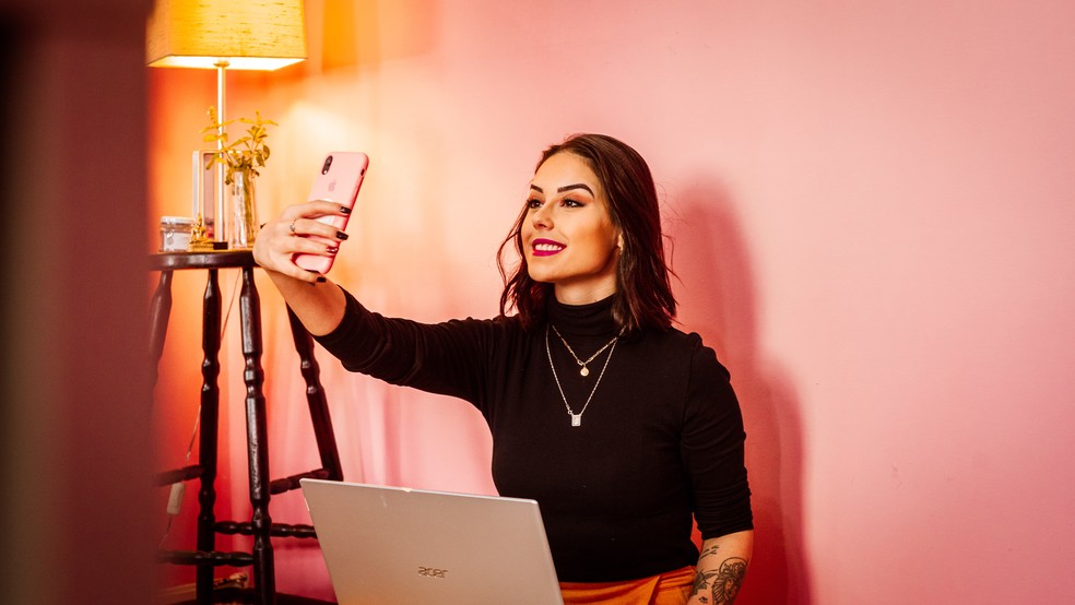 Ser um influenciador digital é uma forma legítima de ganhar dinheiro no Instagram — Foto: Unsplash