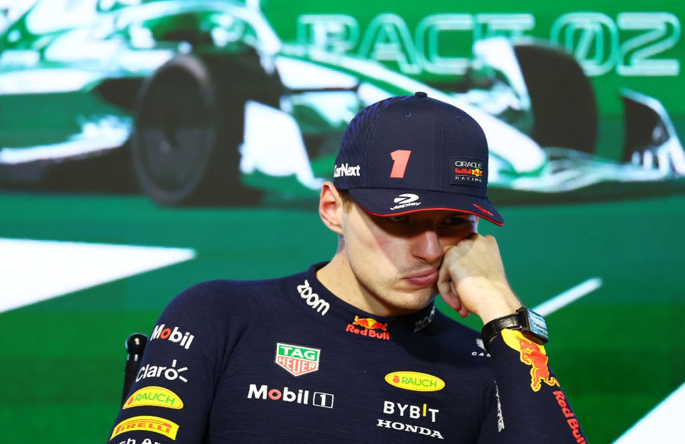 F1 2023: Max Verstappen em entrevista coletiva após o GP da Arábia Saudita — Foto: Bryn Lennon/Getty Images