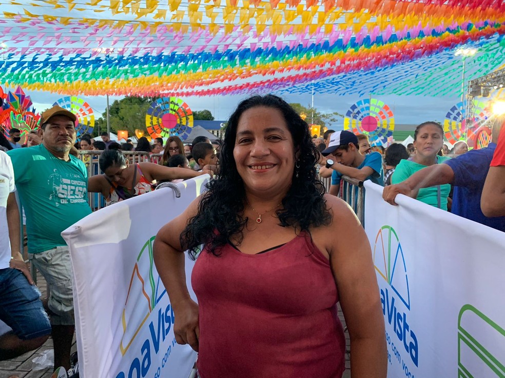 Maria Eliete foi uma das primeiras da fila — Foto: Yara Ramalho/g1 Roraima