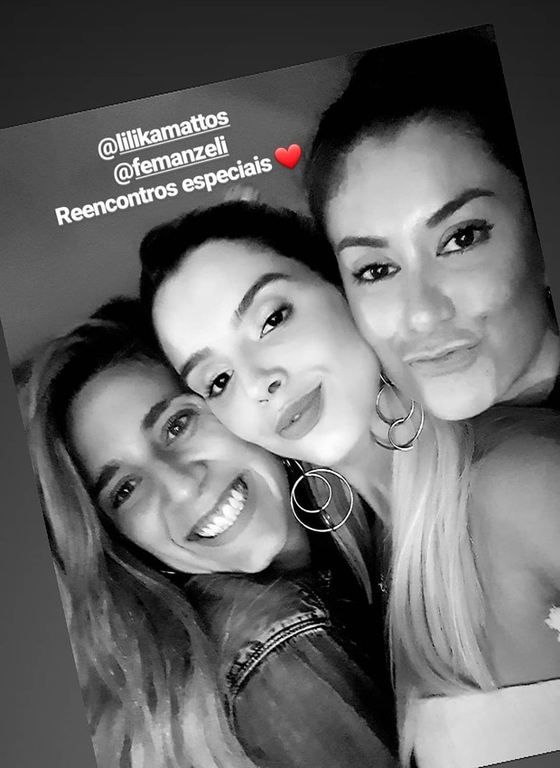 Giovanna Lancellotti e amigas (Foto: Reprodução/Instagram)