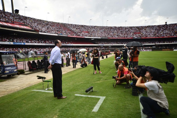 Ceni diz que São Paulo não vai só se defender contra o Santos