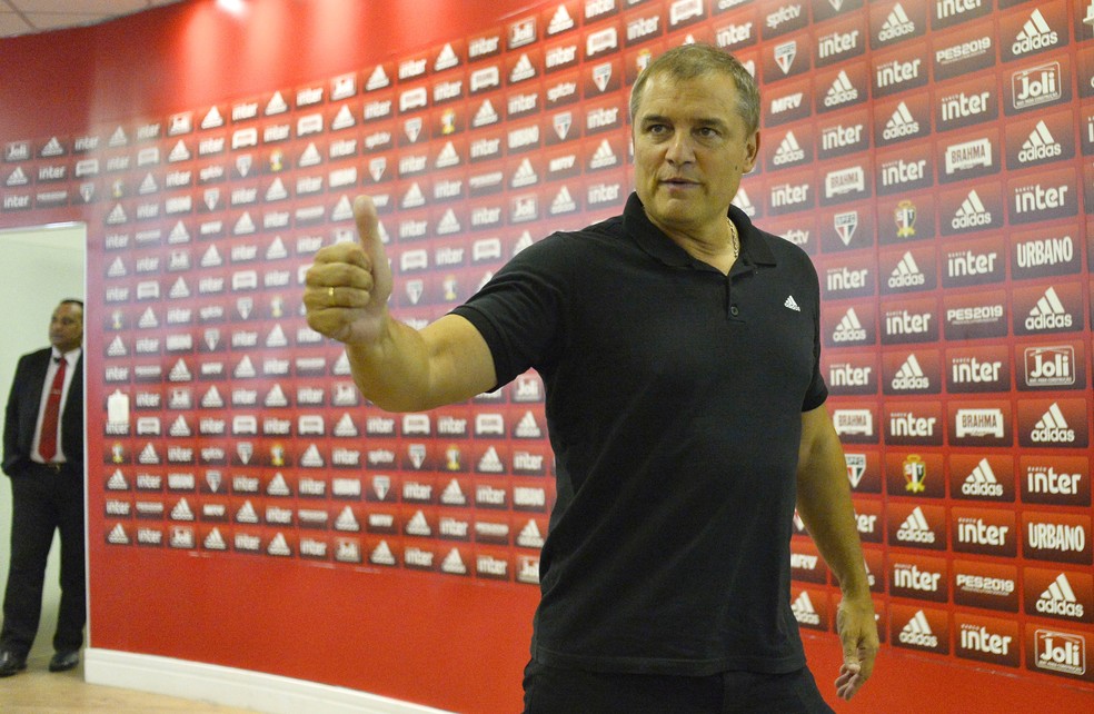 Qual é a situação de Diego Aguirre no Al Rayyan?