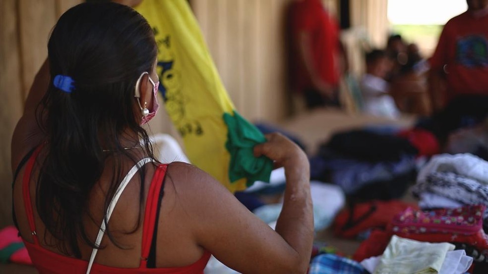 Além de cestas básicas, foram doados kit de higiene bucal para as crianças e roupas para as famílias — Foto: Nadson Cabral - Anra / arquivo pessoal 
