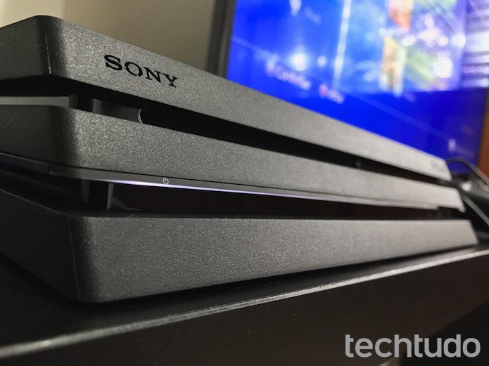 PlayStation 4 Pro, o console mais potente da Sony (Foto: Victor Teixeira/TechTudo)