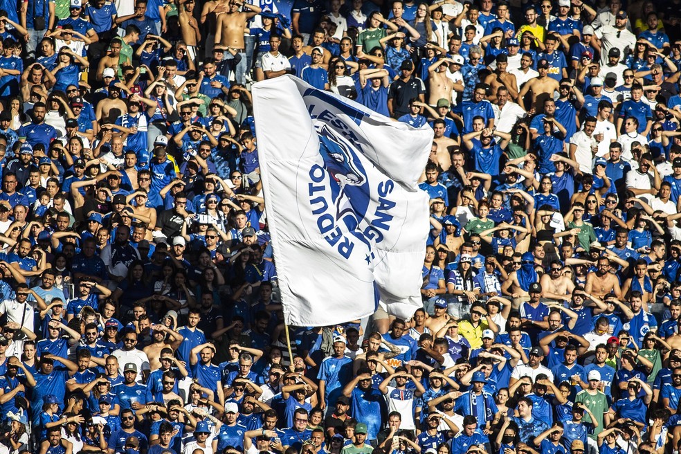 Cruzeiro leva mais de 200 mil torcedores a campo e se aproxima de R$ 5 milhões de renda na Série B