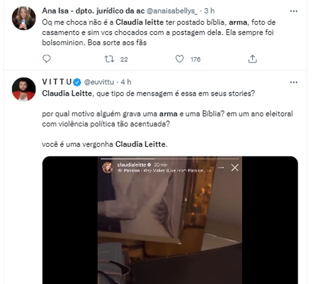 Claudia Leitte é criticada por postar abajur em formato de arma sobre bíblia (Foto: Reprodução/Twitter)