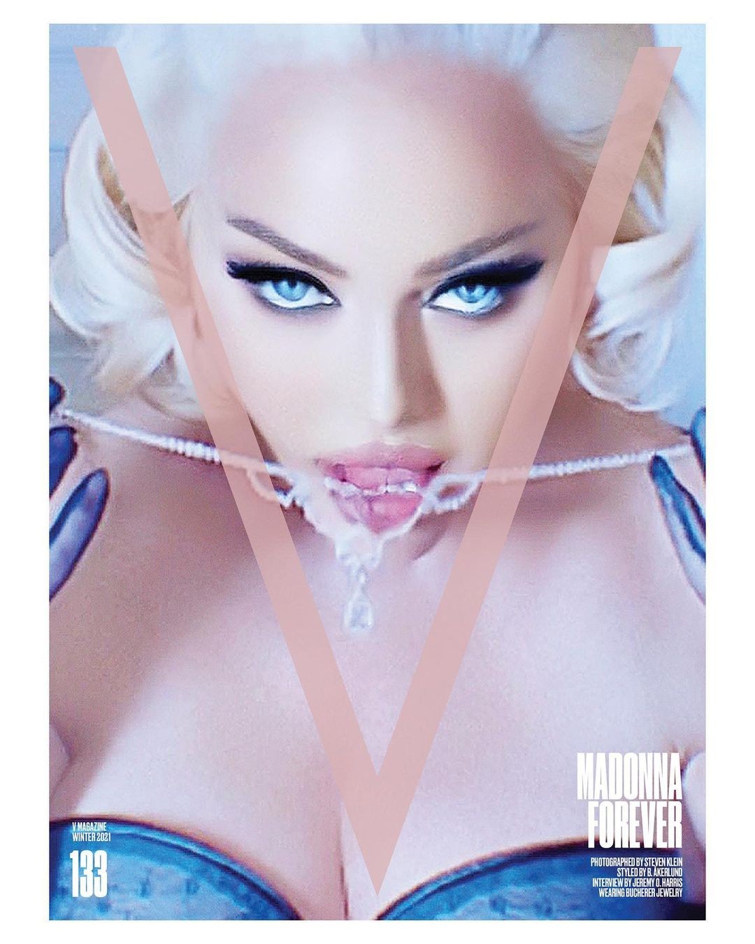 Madonna é estrela da V Magazine (Foto: Reprodução/Instagram @StevenKleinStudio)