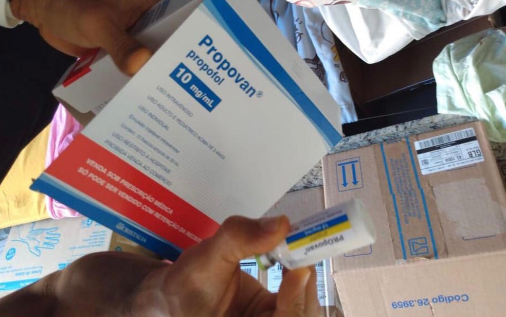 Medicamento encontrado na casa de homem suspeito de venda ilegal de remédios para tratamento de pacientes com Covid-19, Goiás — Foto: Divulgação/Polícia Civil