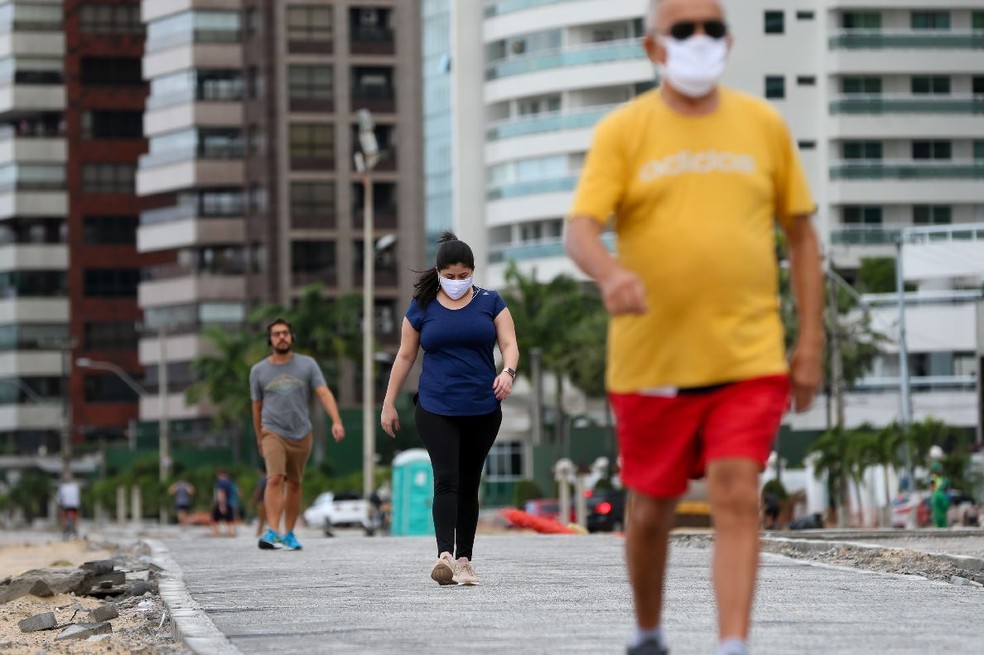Máscaras continuam obrigatórias no Ceará até decisão do Comitê estadual de enfrentamento à pandemia. — Foto: Natinho Rodrigues/Sistema Verdes Mares