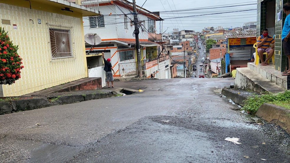 Crime foi registrado no bairro Compensa, Zona Oeste de Manaus. — Foto: Patrick Marques/G1 AM